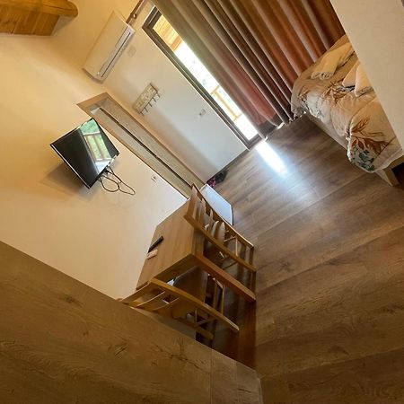 Guest House Bracaj Corovode Екстер'єр фото