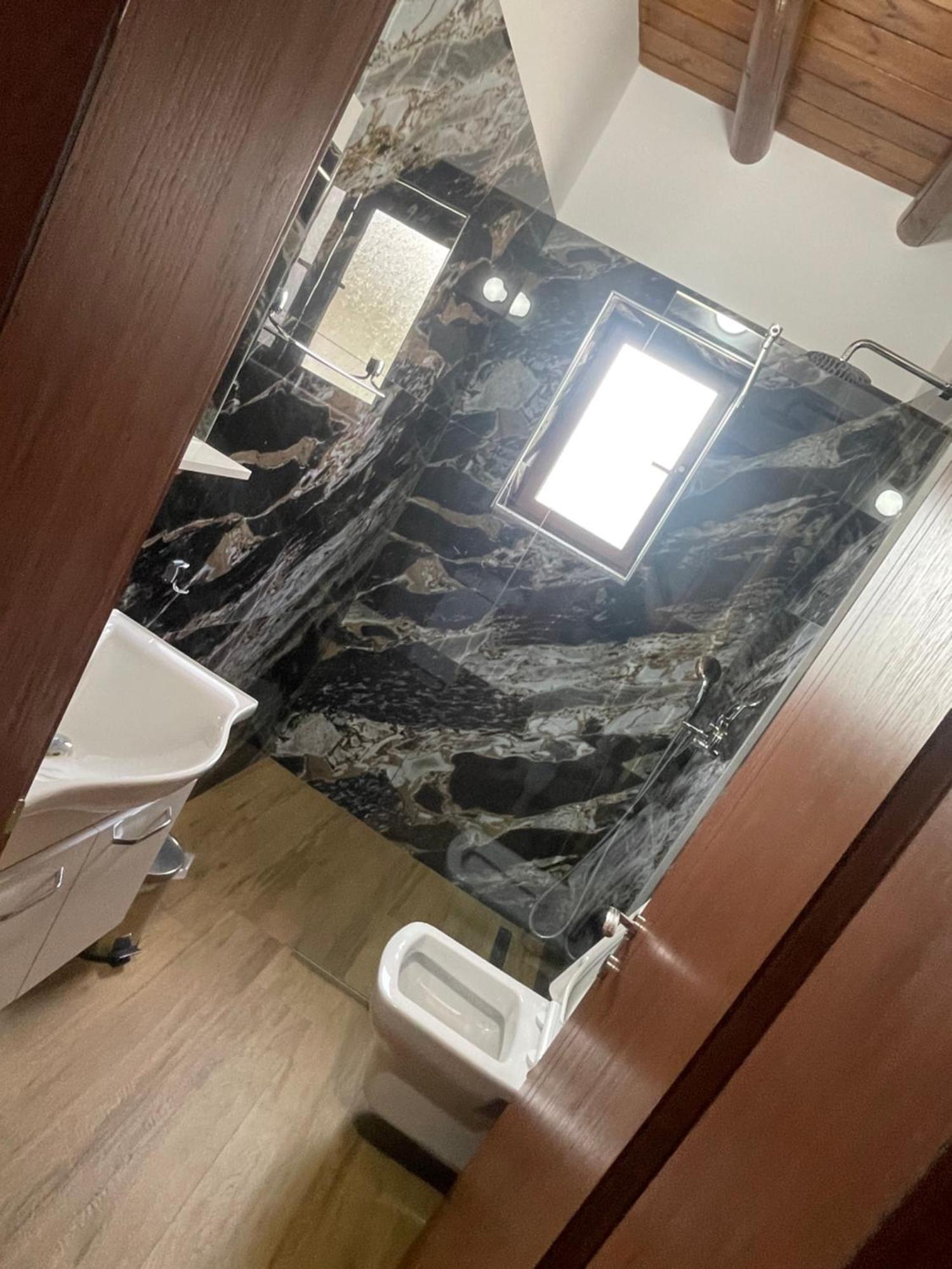 Guest House Bracaj Corovode Екстер'єр фото